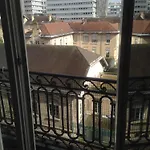 Guest House Dans Appartement Sur Paris